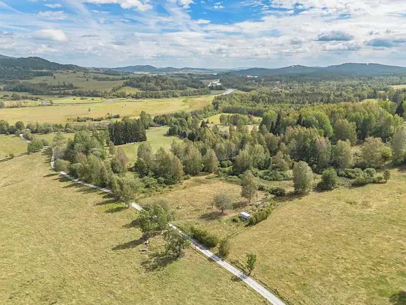 Prodej stavebního pozemku 2451 m², Nová Pec – náhled fotky 1