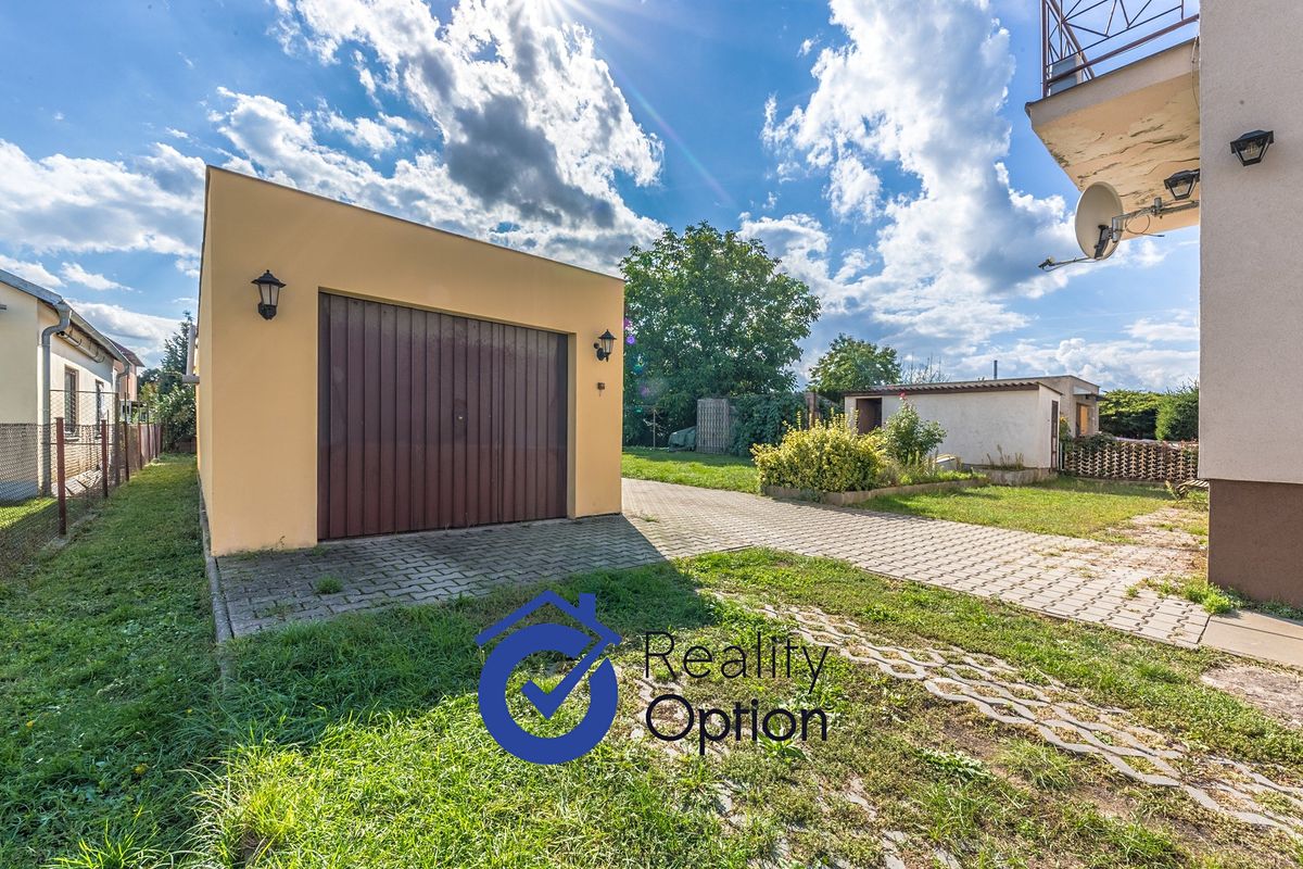 Prodej rodinného domu 180 m², pozemek 800 m² – fotografie 4
