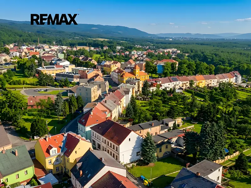 Prodej vícegeneračního domu 170 m², pozemek 405 m², Hrob – náhled fotky 2