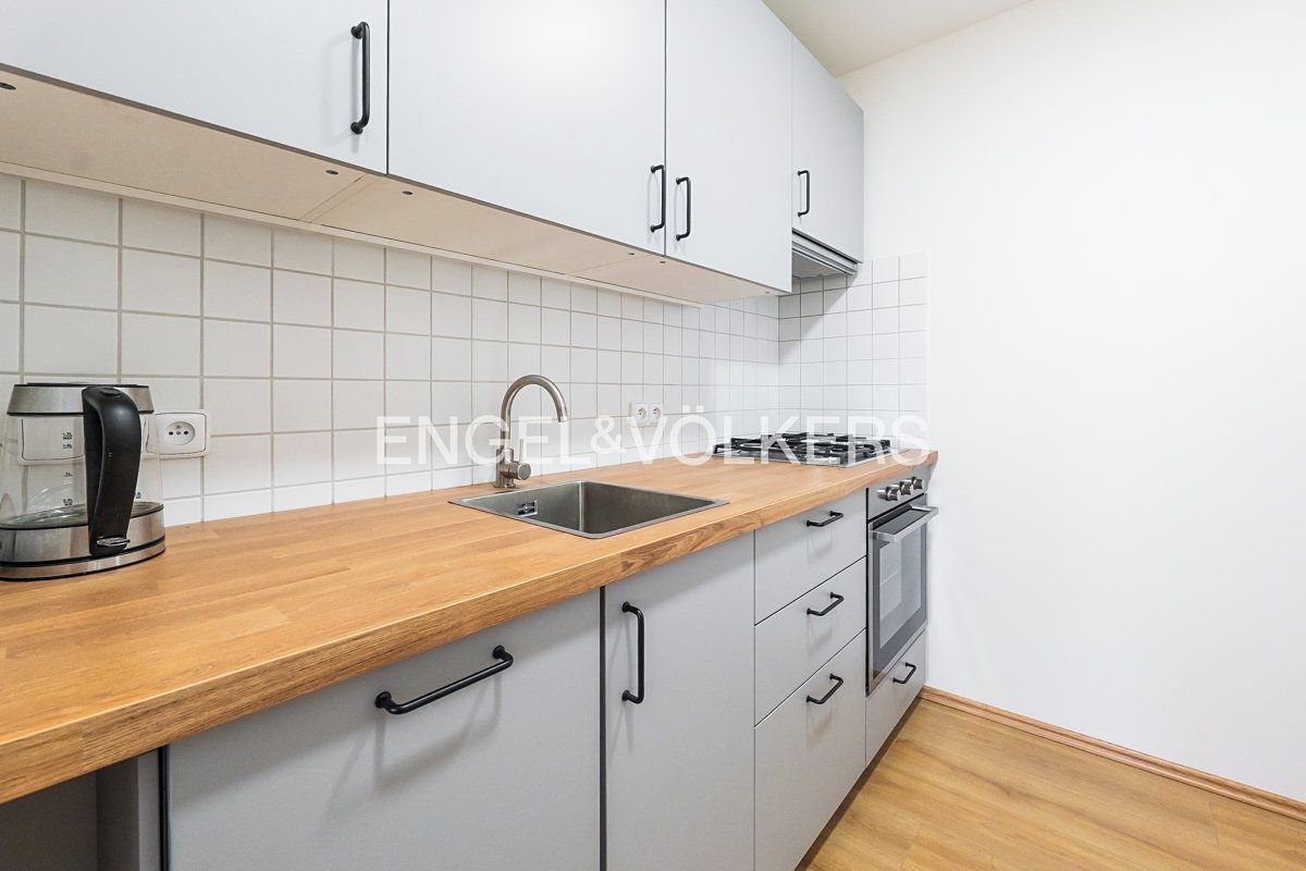 Pronájem bytu 2+kk 43 m² – fotografie 2