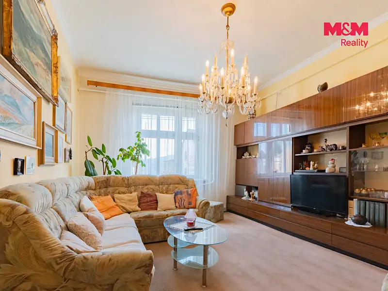 Prodej bytu 4+1 102 m², Karlovy Vary – náhled fotky 2