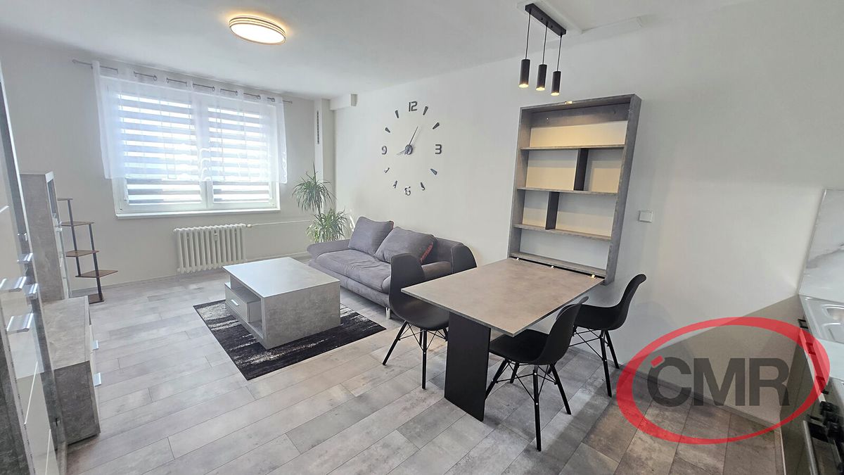 Pronájem bytu 2+kk 42 m² – fotografie 5