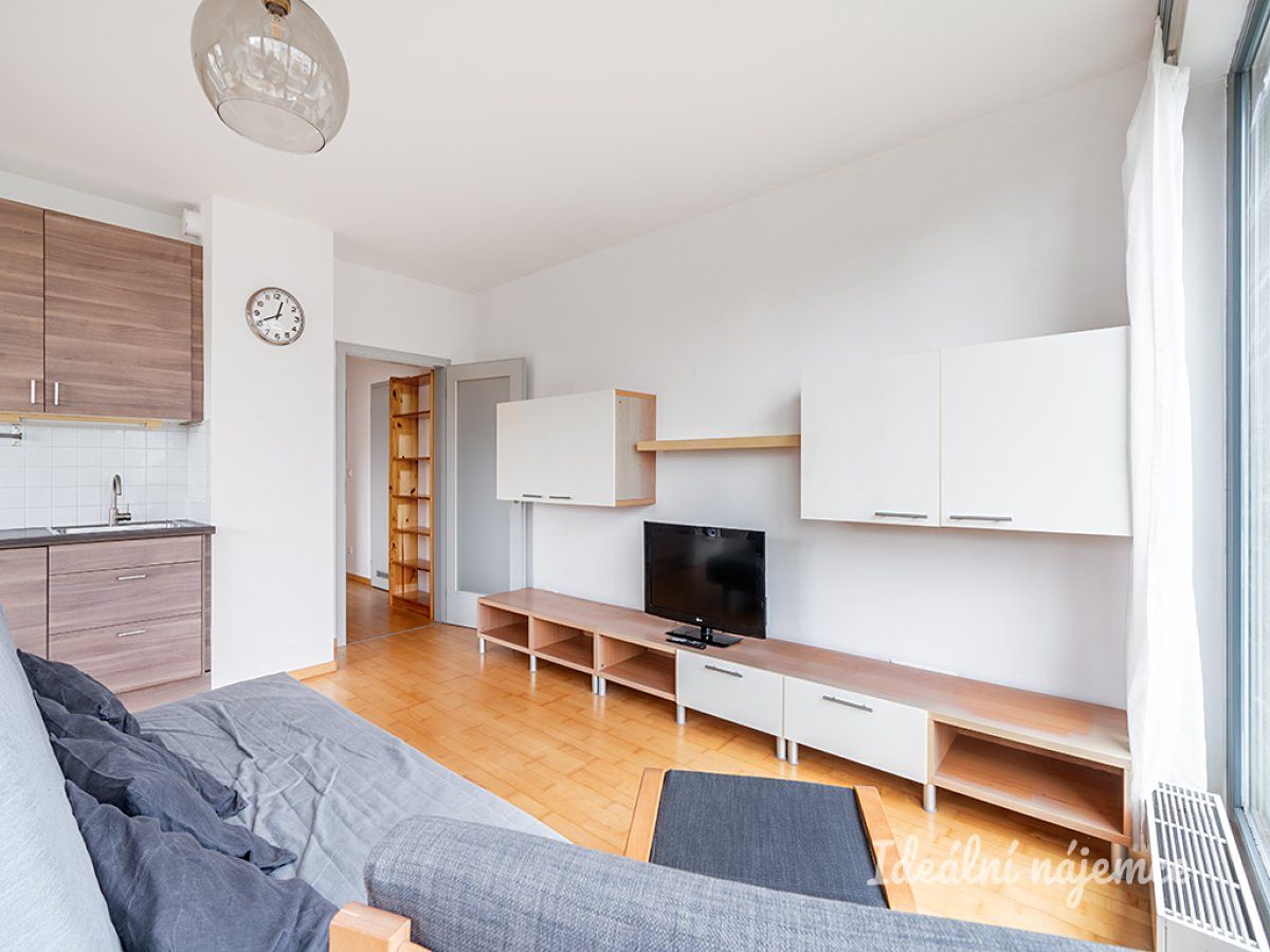 Pronájem bytu 3+kk 63 m²
