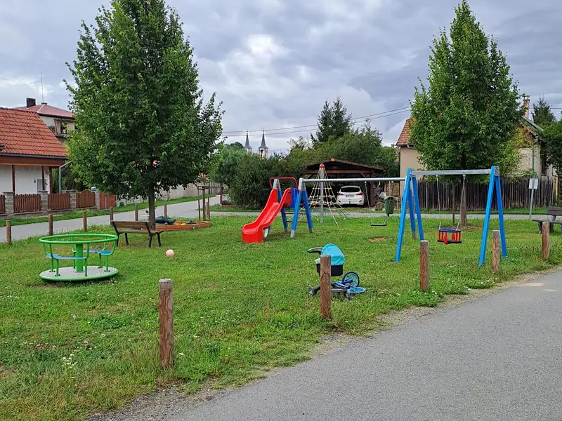 Prodej rodinného domu 62 m², pozemek 581 m², Chrast – náhled fotky 2