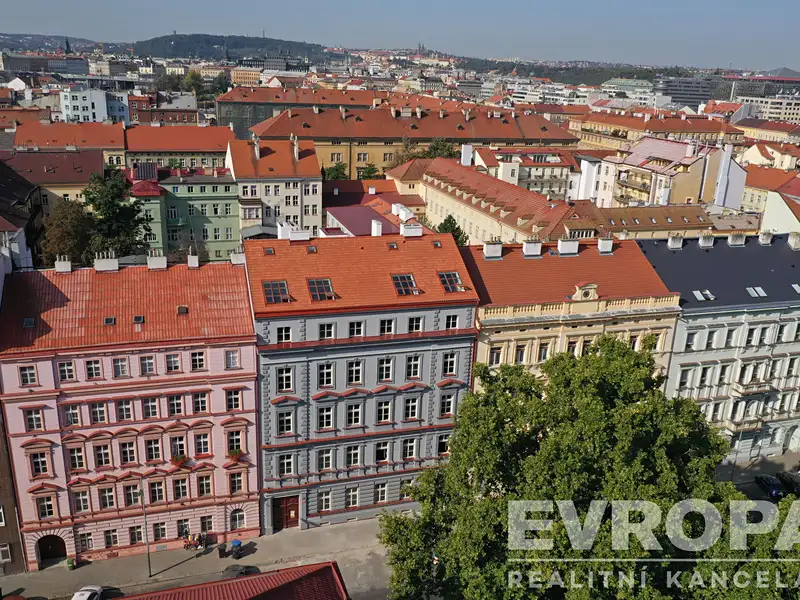 Pronájem bytu 2+kk 55 m², Praha – náhled fotky 3