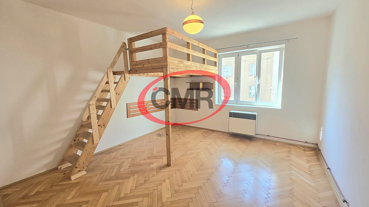 Pronájem bytu 2+kk 43 m² – fotografie 3