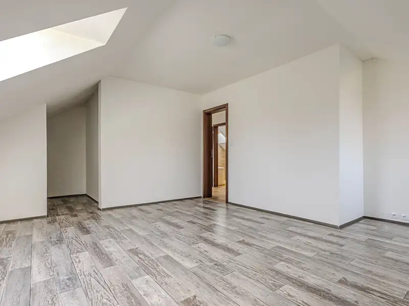 Dražba rodinného domu 178 m², pozemek 389 m², Bystřice nad Pernštejnem – náhled fotky 3
