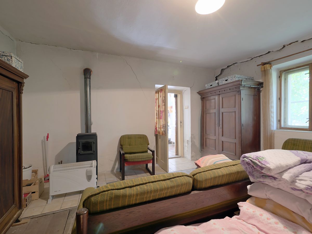 Prodej rodinného domu 80 m², pozemek 673 m² – fotografie 4