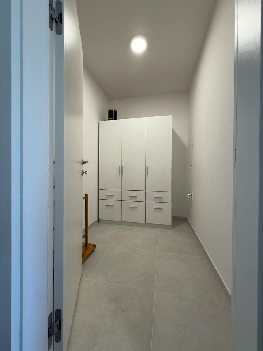 Pronájem bytu 1+kk 60 m² – fotografie 4
