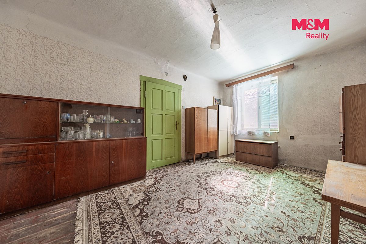 Prodej rodinného domu 78 m², pozemek 686 m² – fotografie 2