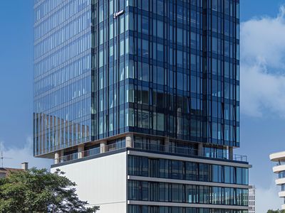 Pronájem kanceláře 322 m²