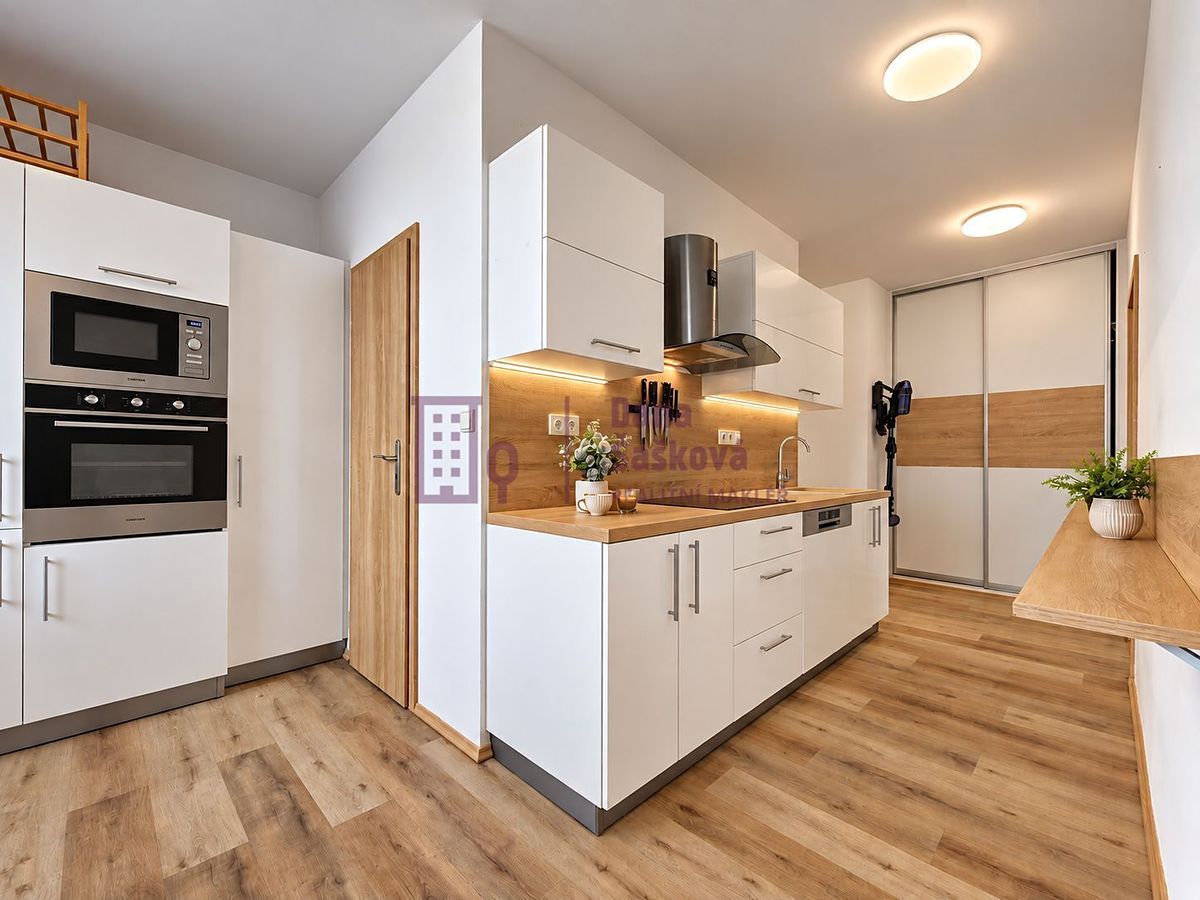 Pronájem bytu 3+1 65 m²