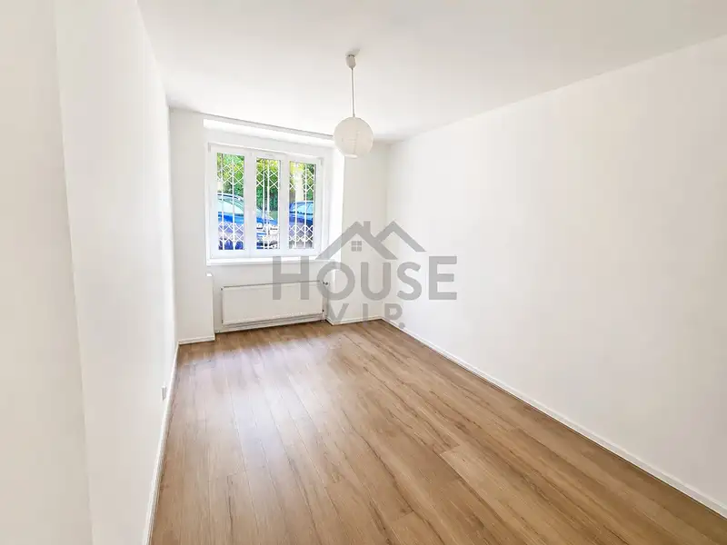 Prodej bytu 3+kk 63 m², Praha – náhled fotky 1