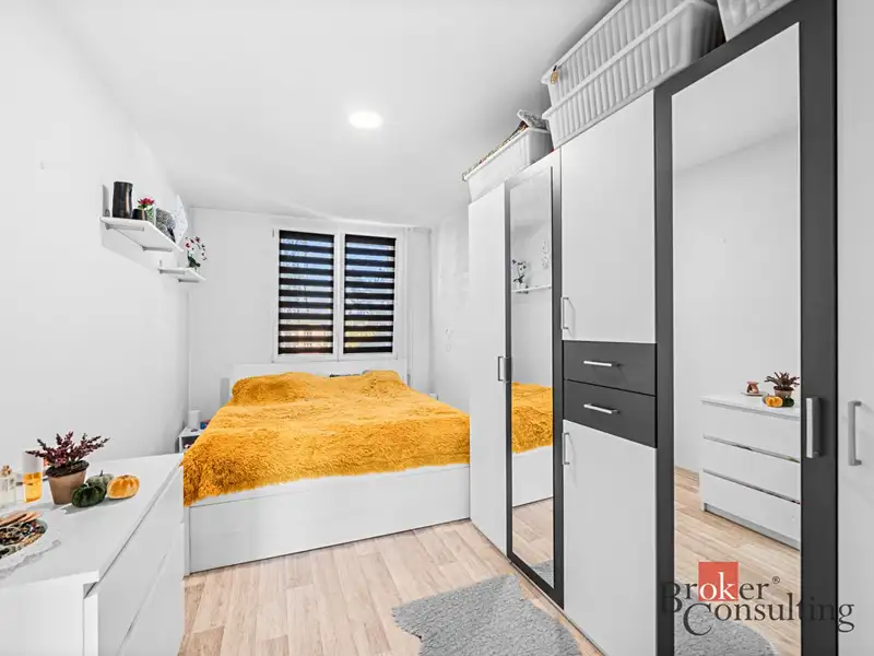 Prodej bytu 3+1 70 m², Dobřany – náhled fotky 3