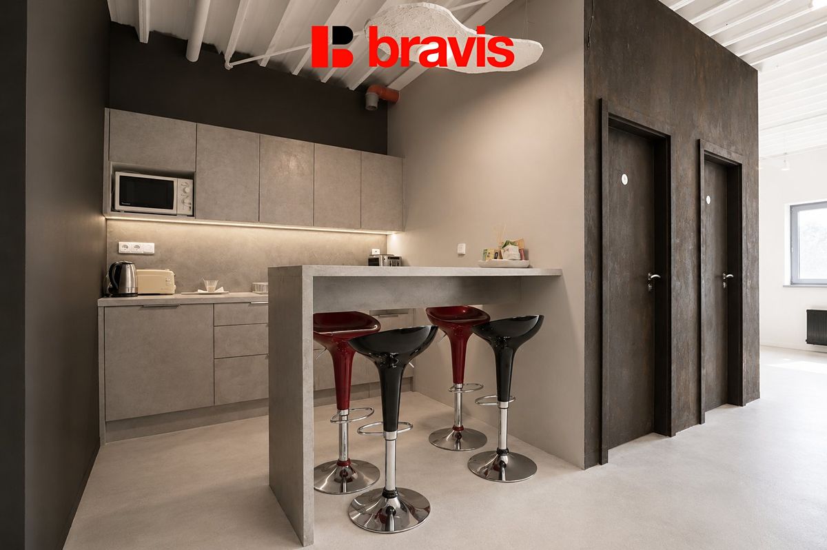 Pronájem obchodního prostoru 280 m² – fotografie 2
