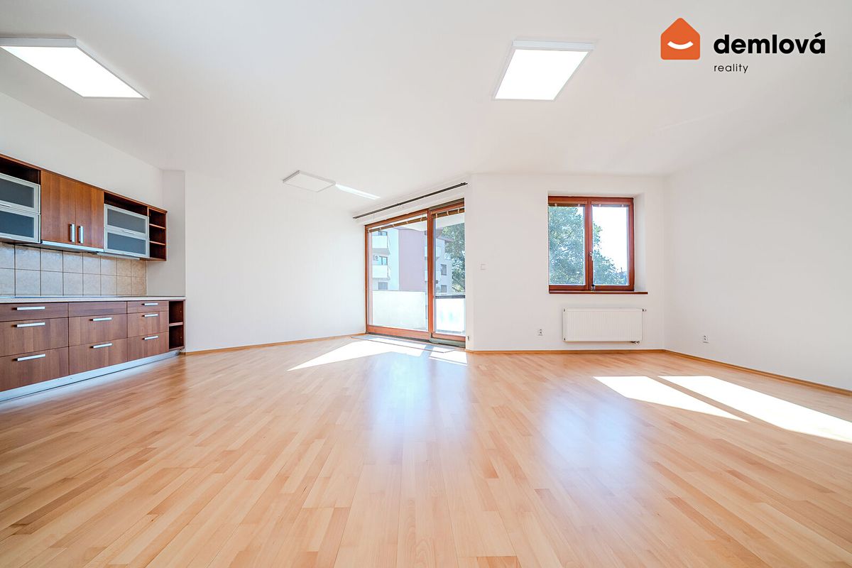 Pronájem bytu 4+kk 122 m² – fotografie 4