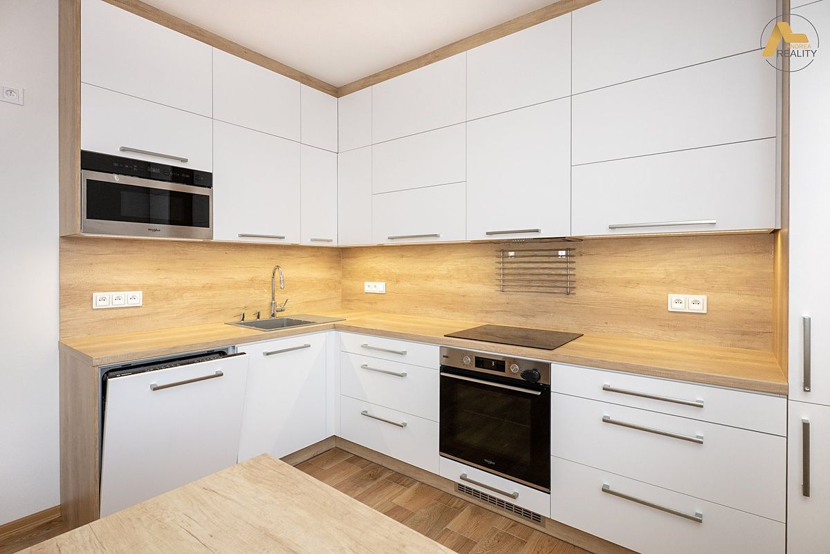 Pronájem bytu 3+1 66 m², Vodňany – fotka 1 z 3