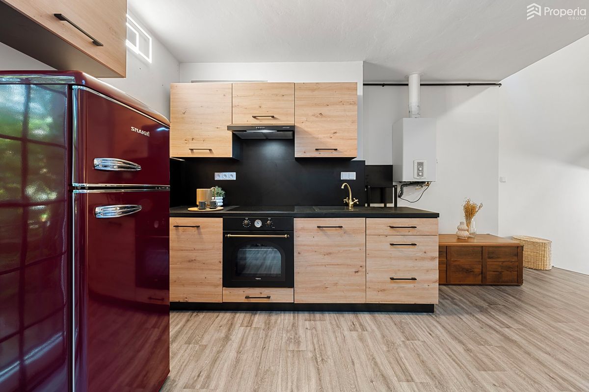 Pronájem bytu 2+kk 63 m² – fotografie 3