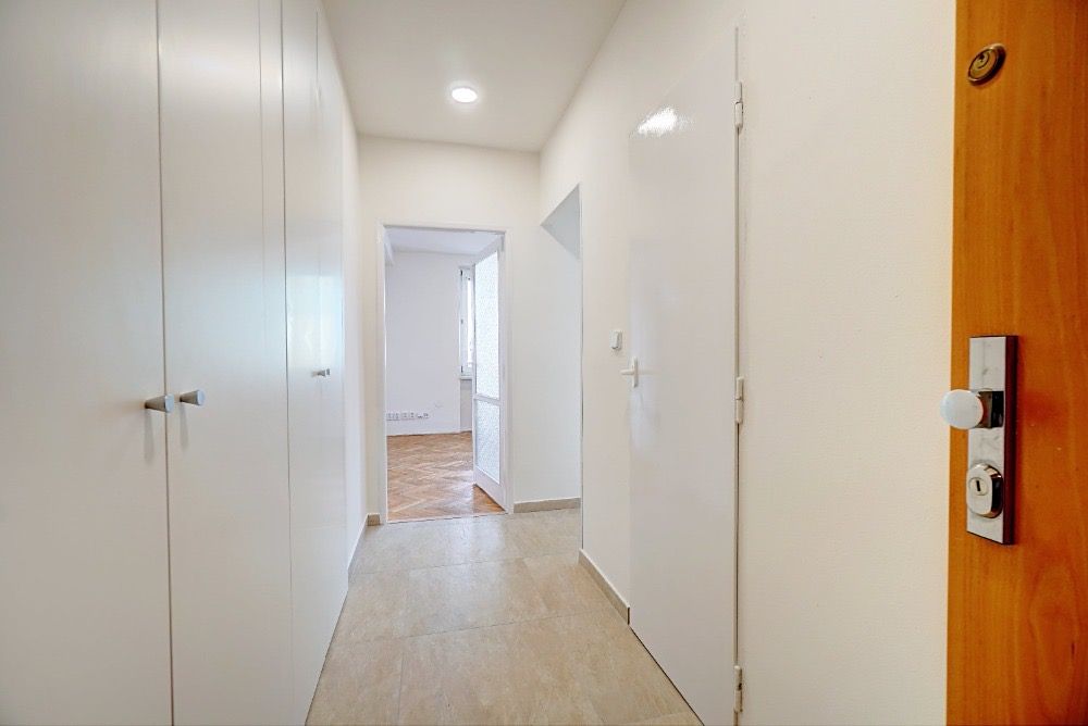 Pronájem bytu 2+1 54 m² – fotografie 3