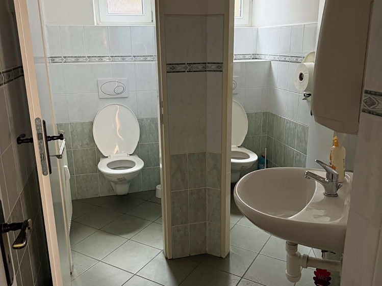 Prodej komerčního prostoru, 208 m² (4 z 17)