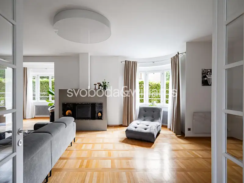 Prodej rodinného domu 475 m², pozemek 497 m², Praha – náhled fotky 2