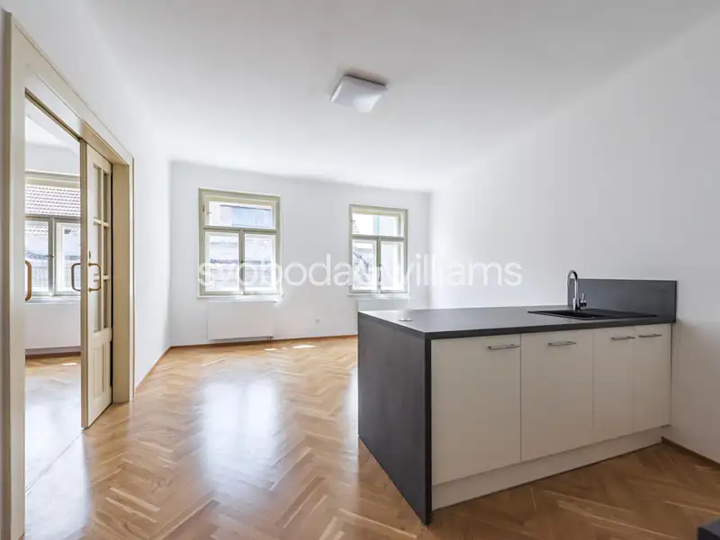 Prodej bytu 3+1 125 m², Praha – náhled fotky 3