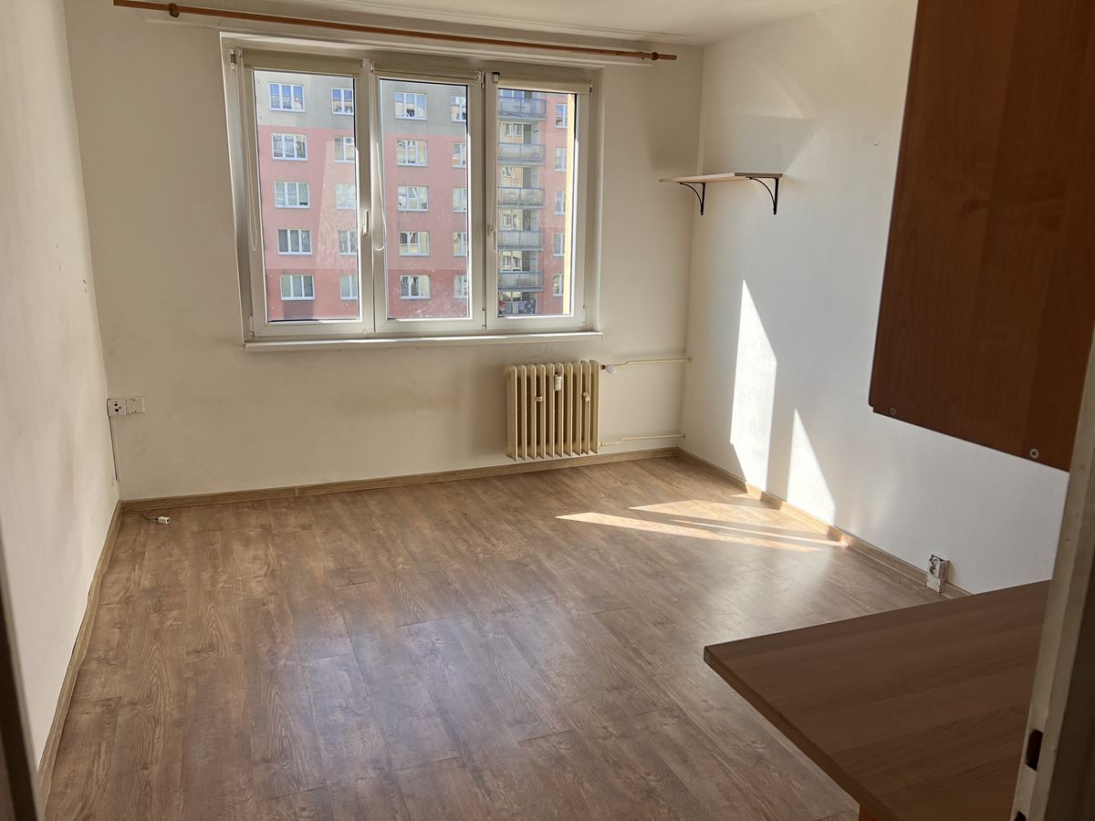 Pronájem bytu 1+kk 21 m² – fotografie 2
