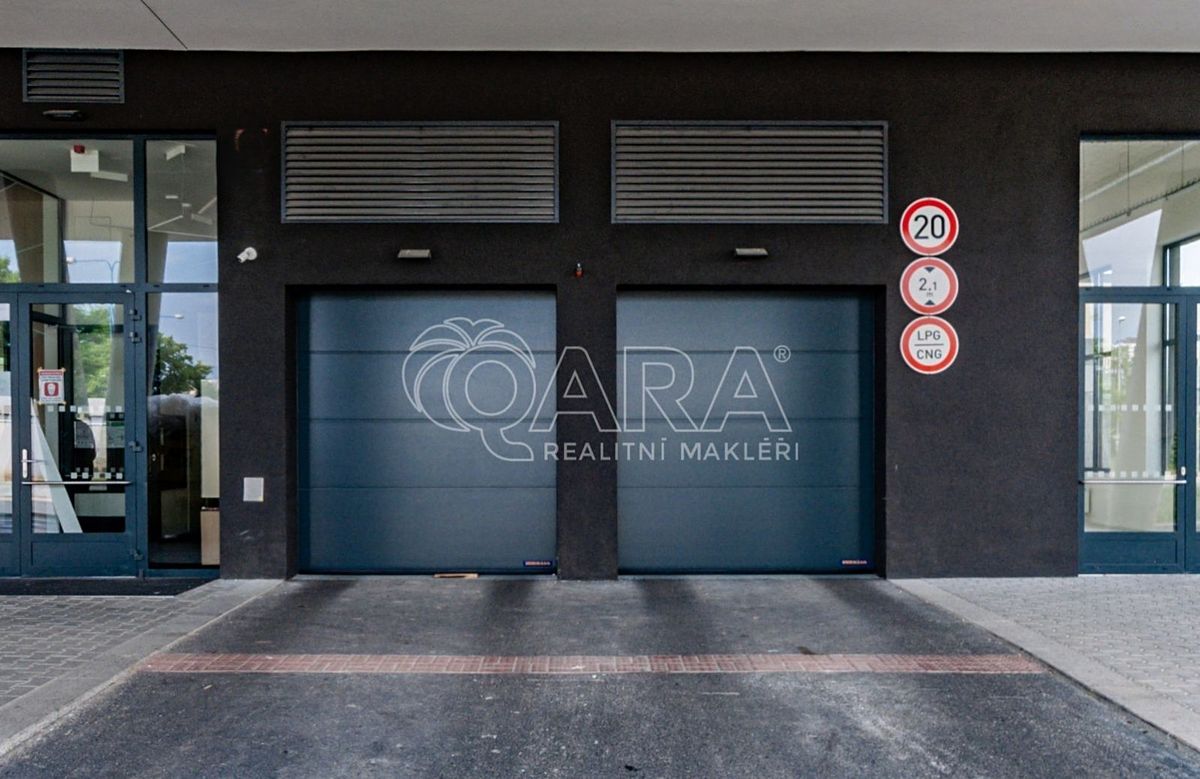 Pronájem garáže 15 m² – fotografie 3