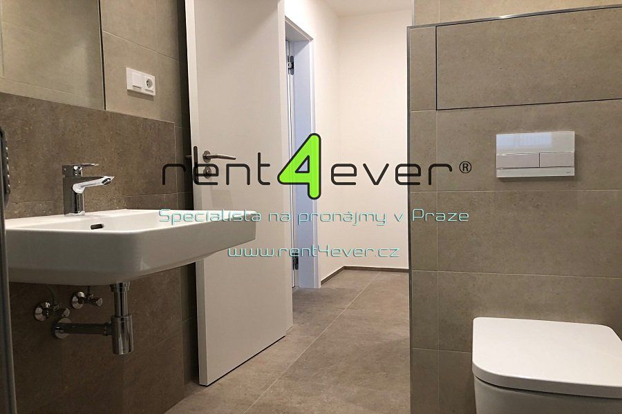 Pronájem bytu 1+kk 30 m² – fotografie 5