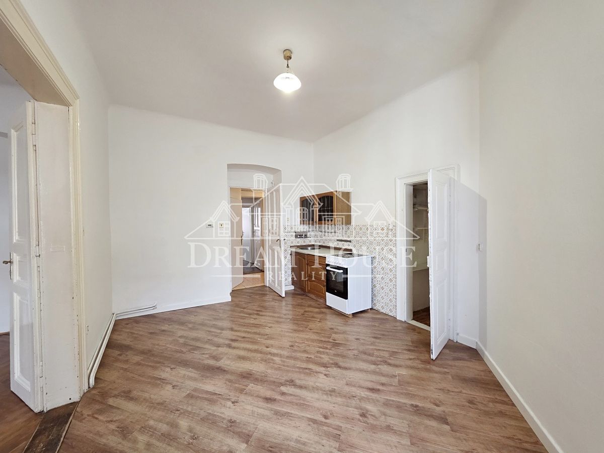 Pronájem bytu 3+1 81 m² – fotografie 2