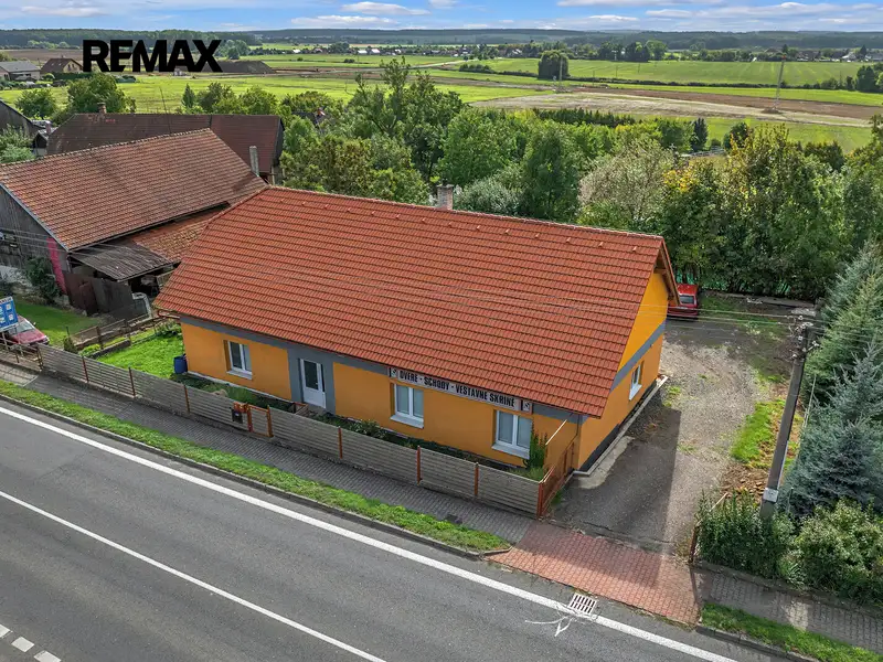 Prodej rodinného domu 266 m², pozemek 795 m², Konecchlumí – náhled fotky 2