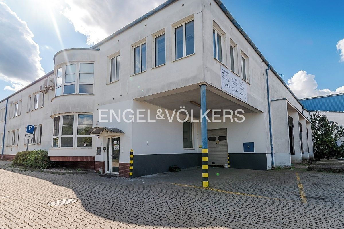 Pronájem výrobní haly, prostoru 4712 m² – fotografie 2