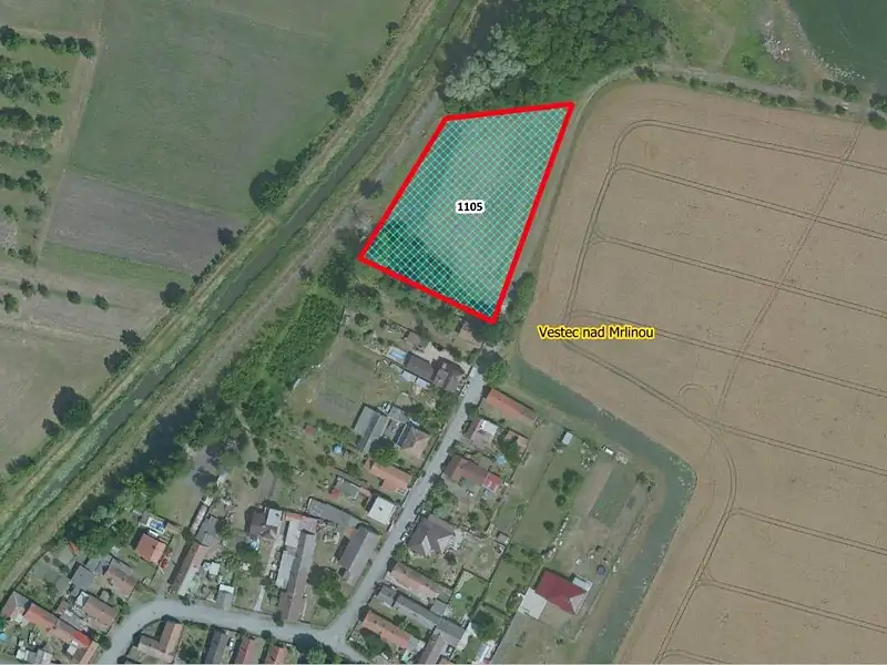 Prodej stavebního pozemku 5392 m², Vestec – náhled fotky 1