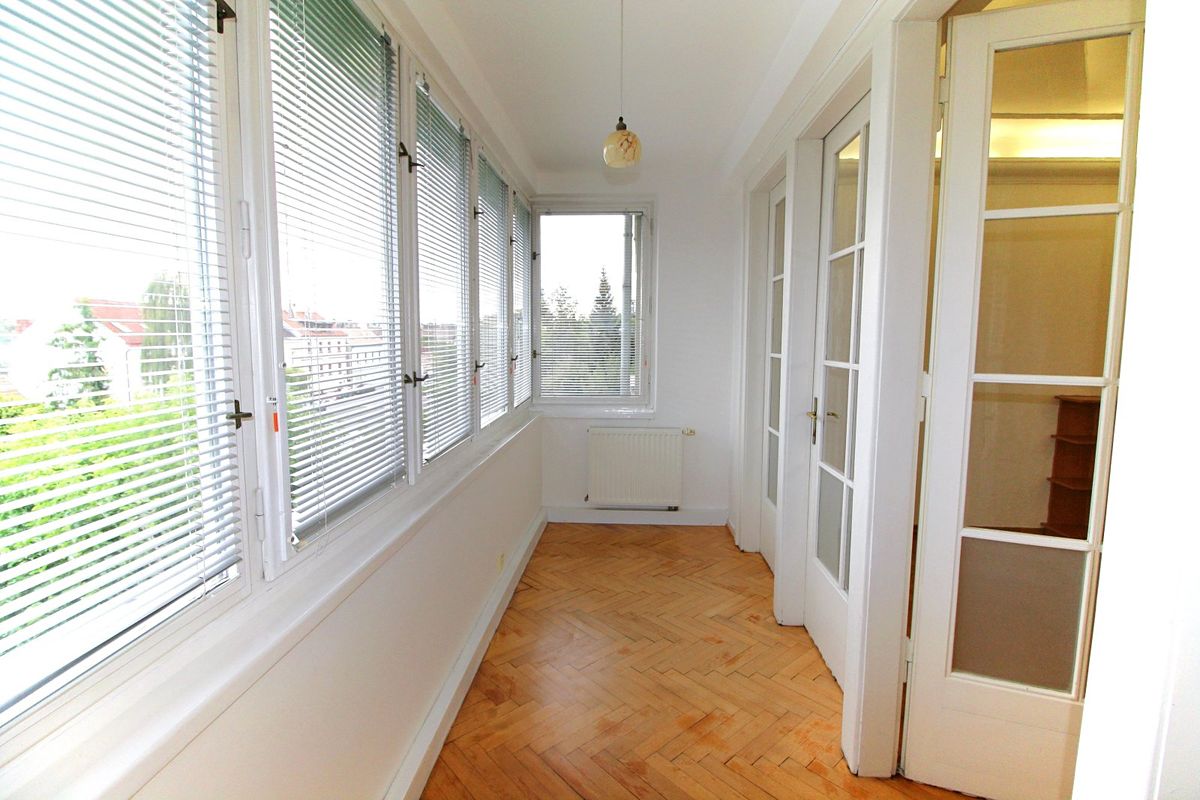 Pronájem bytu 3+1 85 m² – fotografie 2