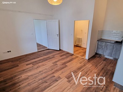 Pronájem bytu 2+kk, 50 m² (3 z 5)