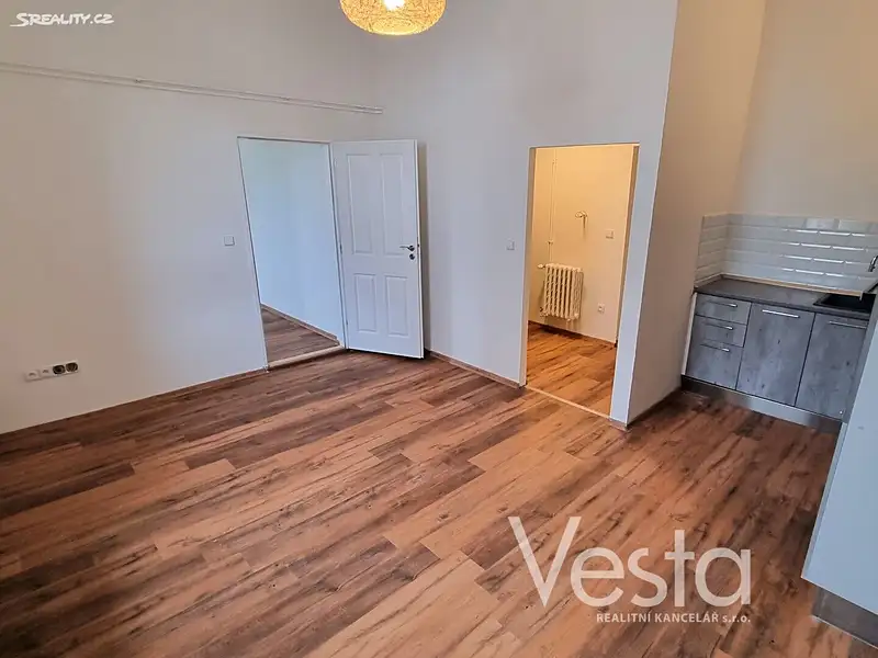 Pronájem bytu 2+kk 50 m², Děčín – náhled fotky 3