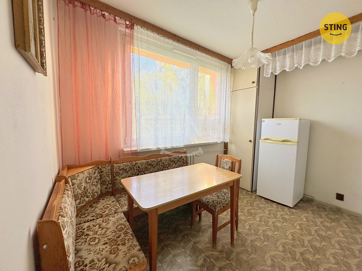 Pronájem bytu 1+1 32 m² – fotografie 3