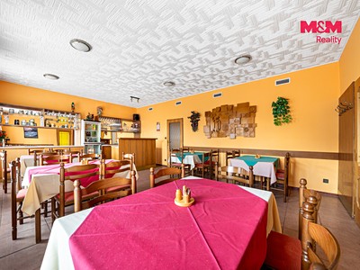 Комерційне приміщення на продаж, 700 м² (2 з 30)