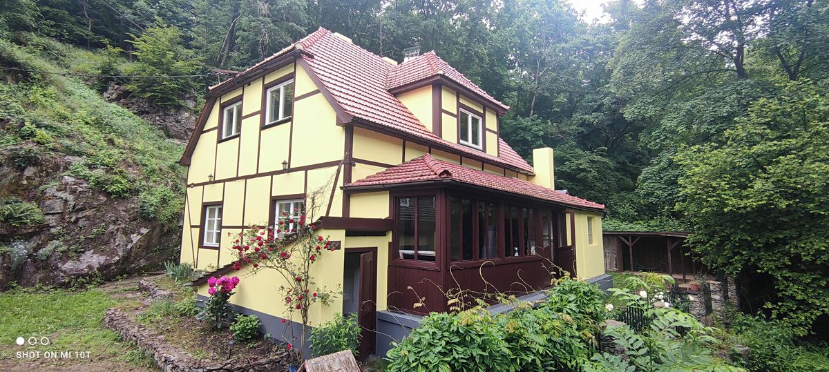 Prodej rodinného domu 205 m², pozemek 1500 m²