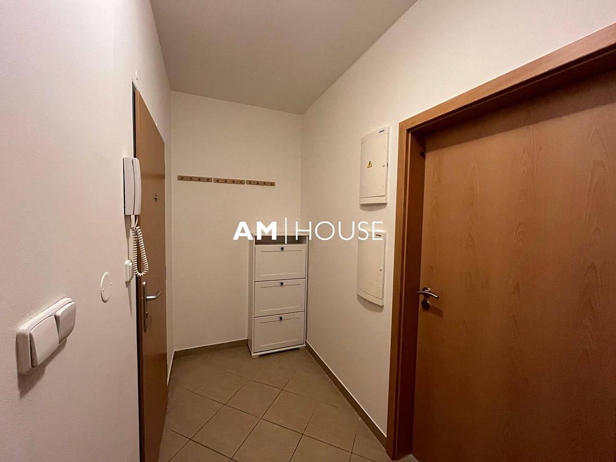 Pronájem bytu 2+kk 52 m² – fotografie 4