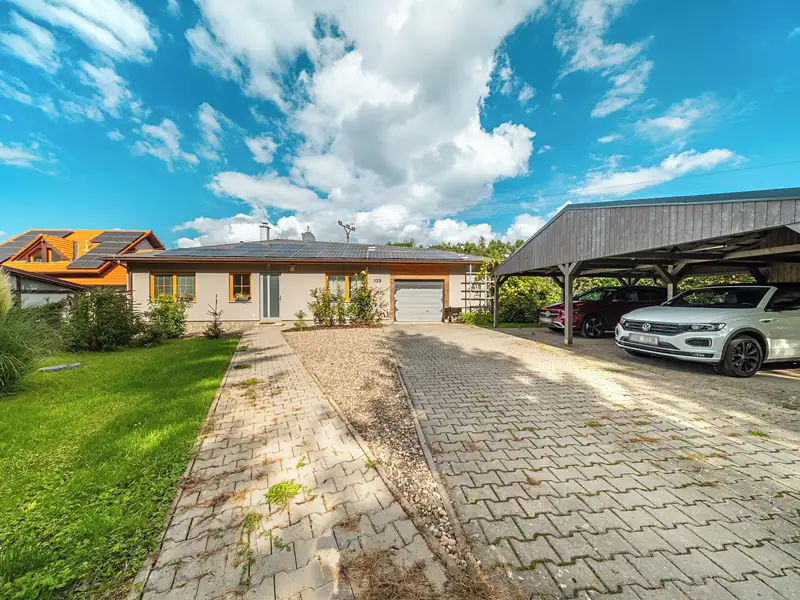 Prodej rodinného domu 110 m², pozemek 1052 m², Mukařov – náhled fotky 1