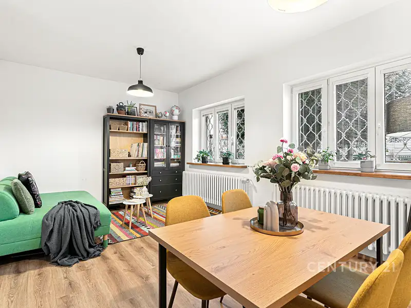 Prodej rodinného domu 100 m², pozemek 225 m², Praha – náhled fotky 2
