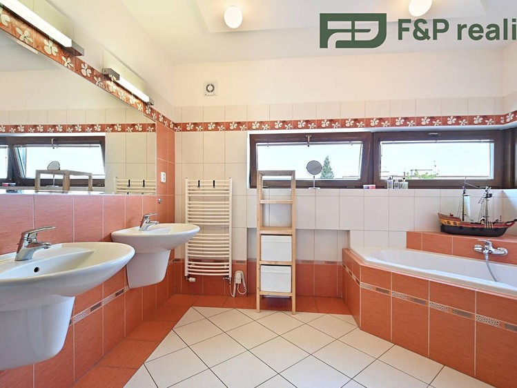 Будинок в оренду, 412 м² (25 з 30)