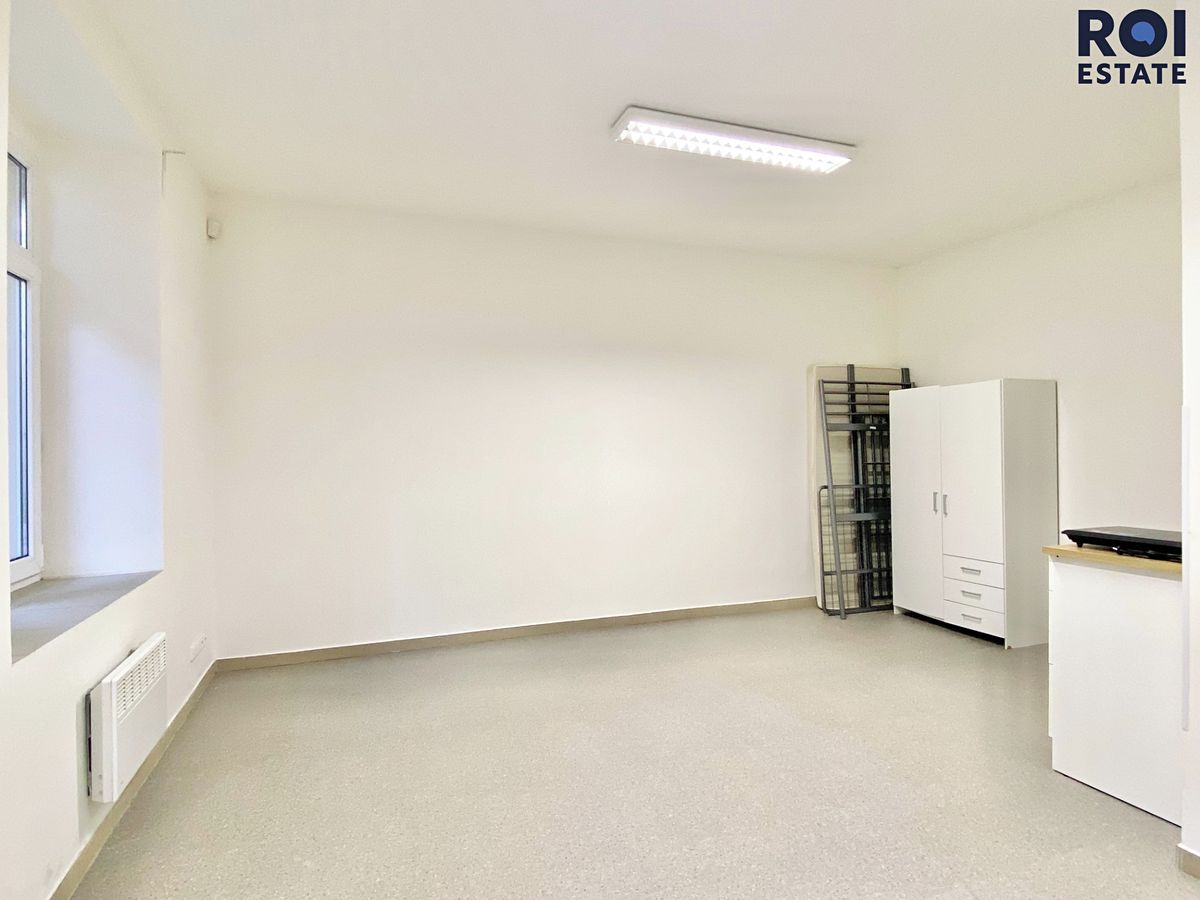 Pronájem bytu 1+kk 32 m² – fotografie 2