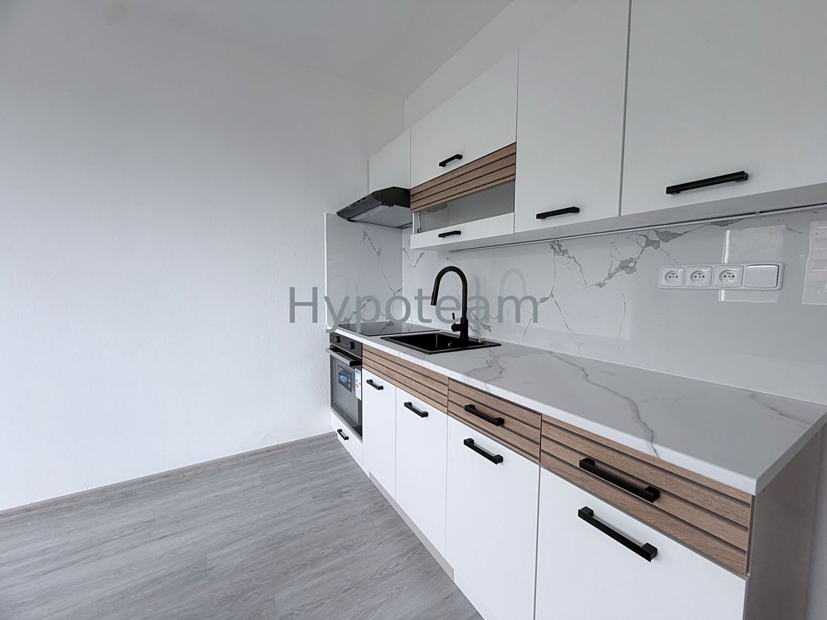 Pronájem bytu 1+1 34 m²
