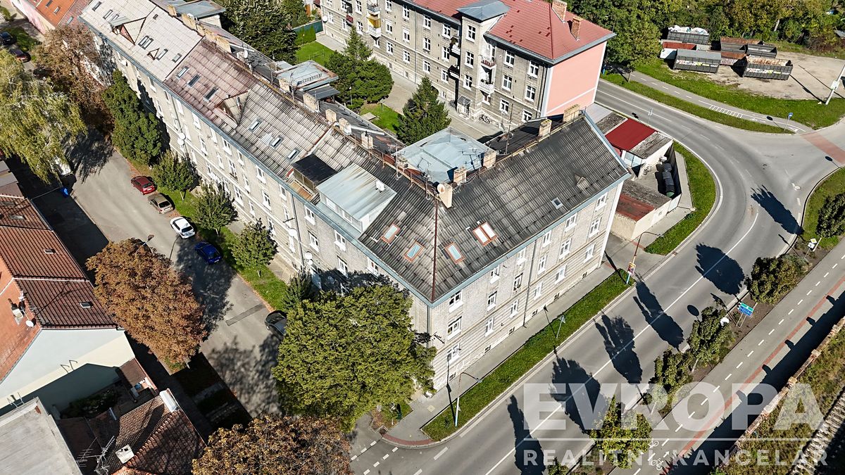 Pronájem bytu 1+1 65 m² – fotografie 3