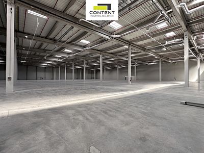 Pronájem skladového prostoru 19825 m²