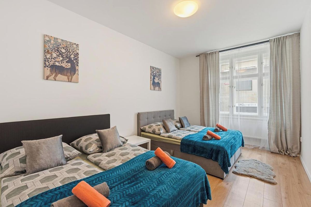 Pronájem bytu 3+1 90 m² – fotografie 2