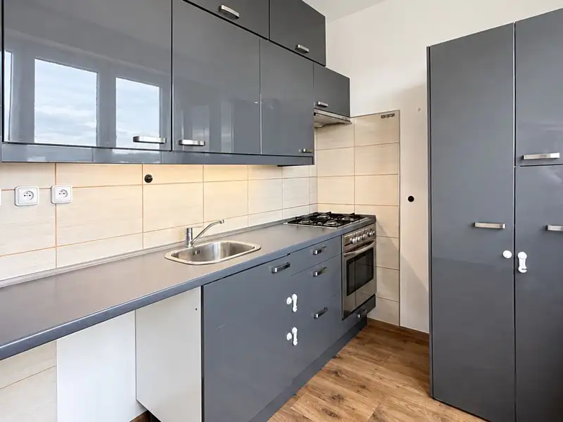 Pronájem bytu 2+1 53 m², Kadaň – náhled fotky 1