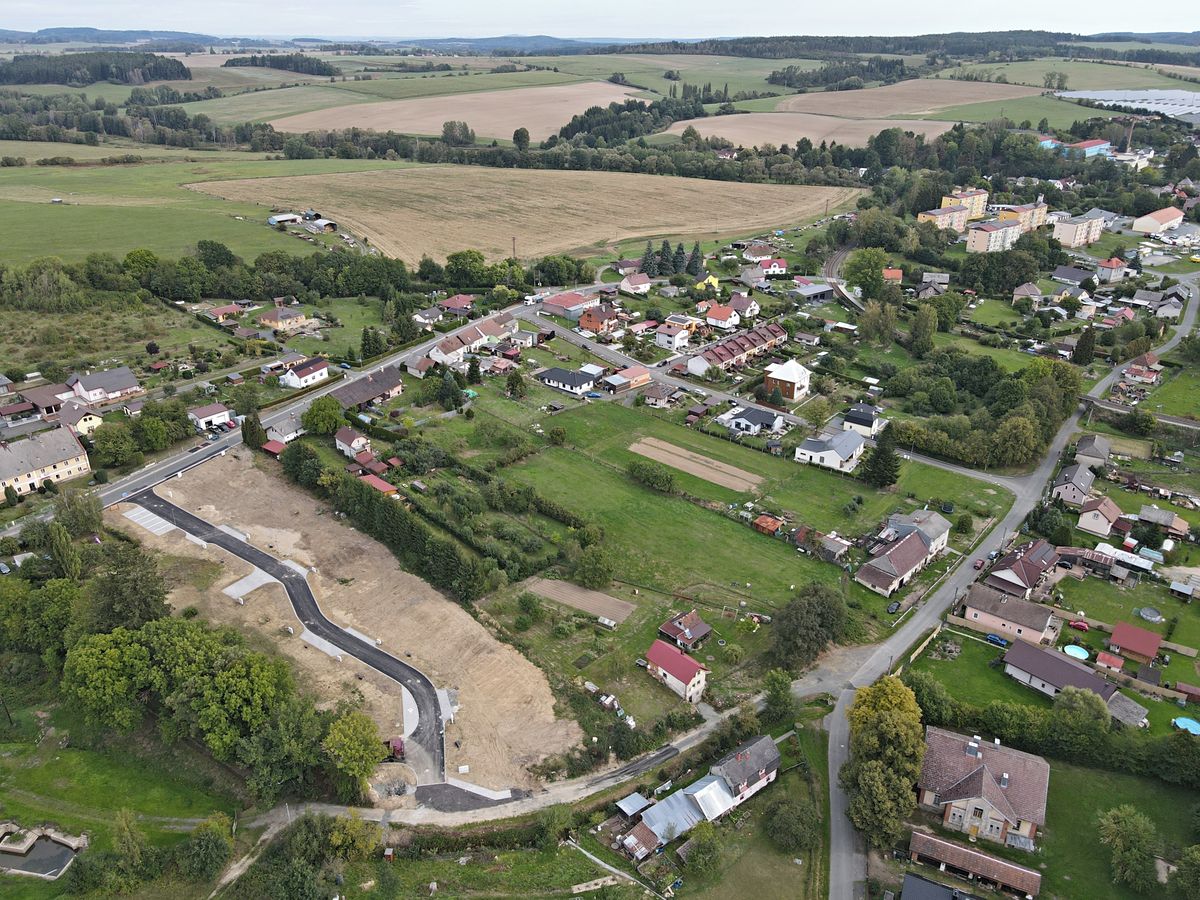 Prodej stavebního pozemku 583 m² – fotografie 3